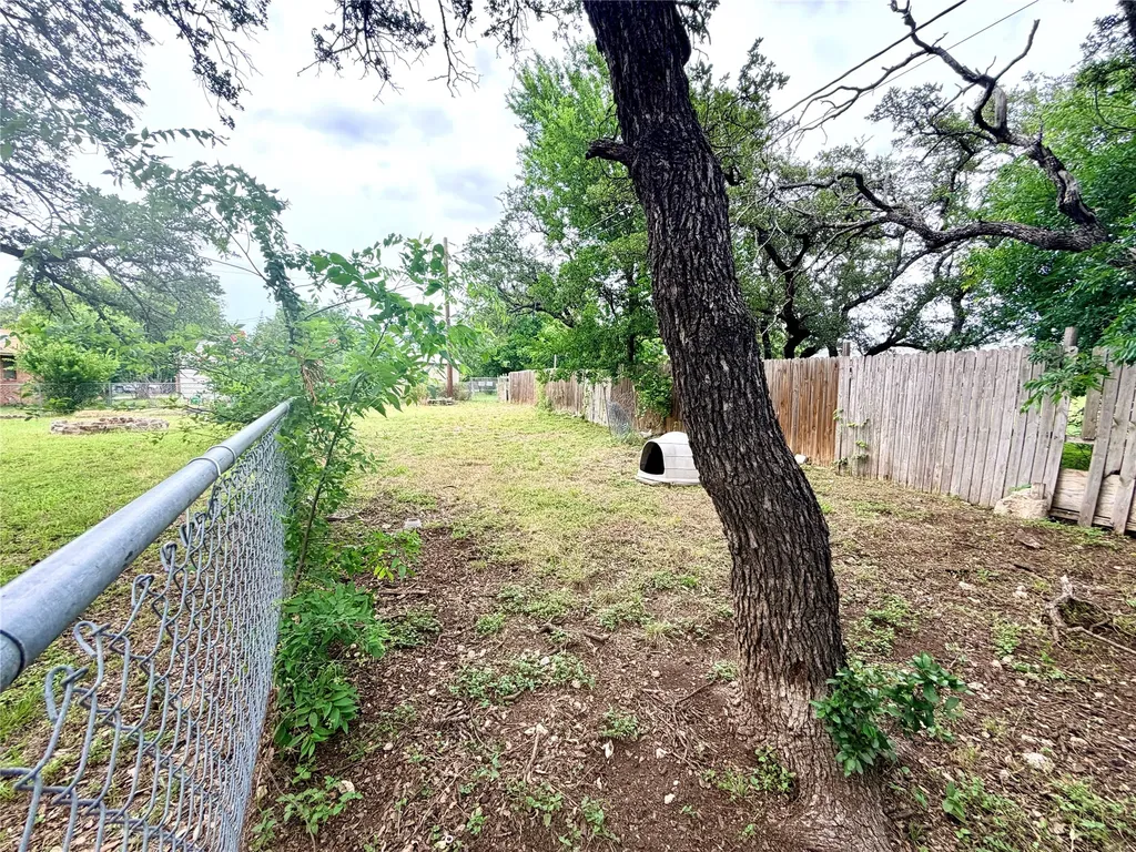 1902 Cline Street Goldthwaite TX 76844