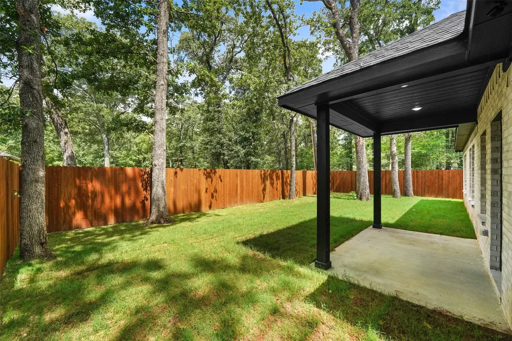 231 E Beachwood Loop Trinidad TX 75163