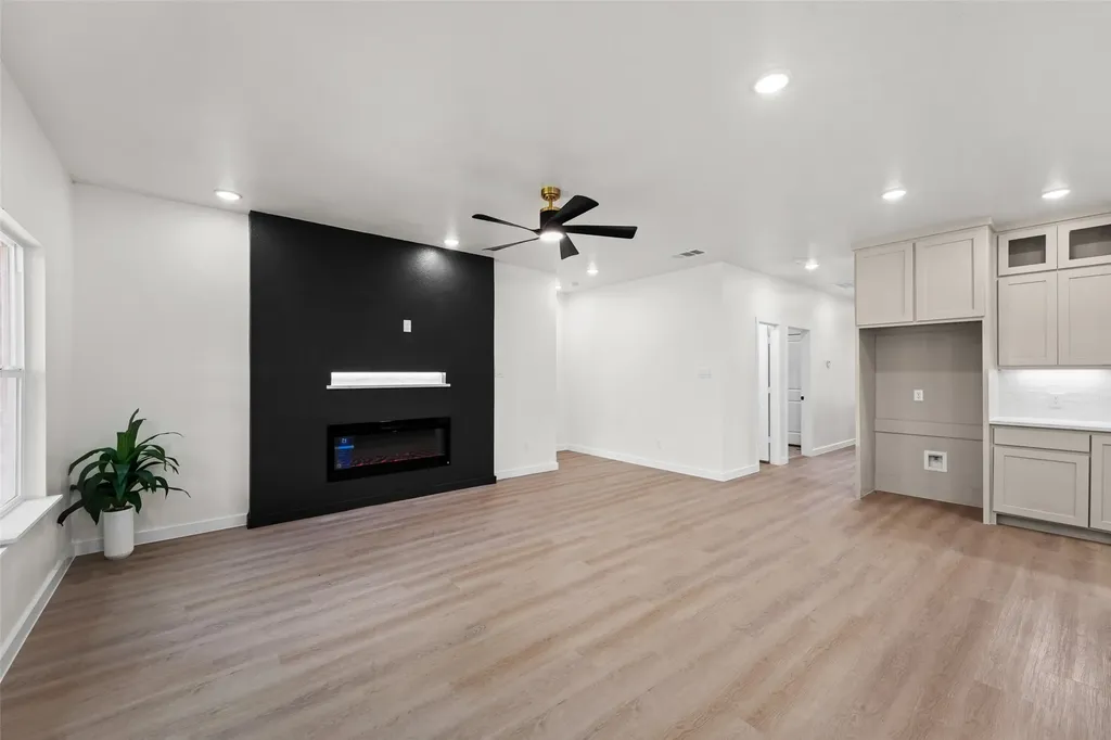 231 E Beachwood Loop Trinidad TX 75163