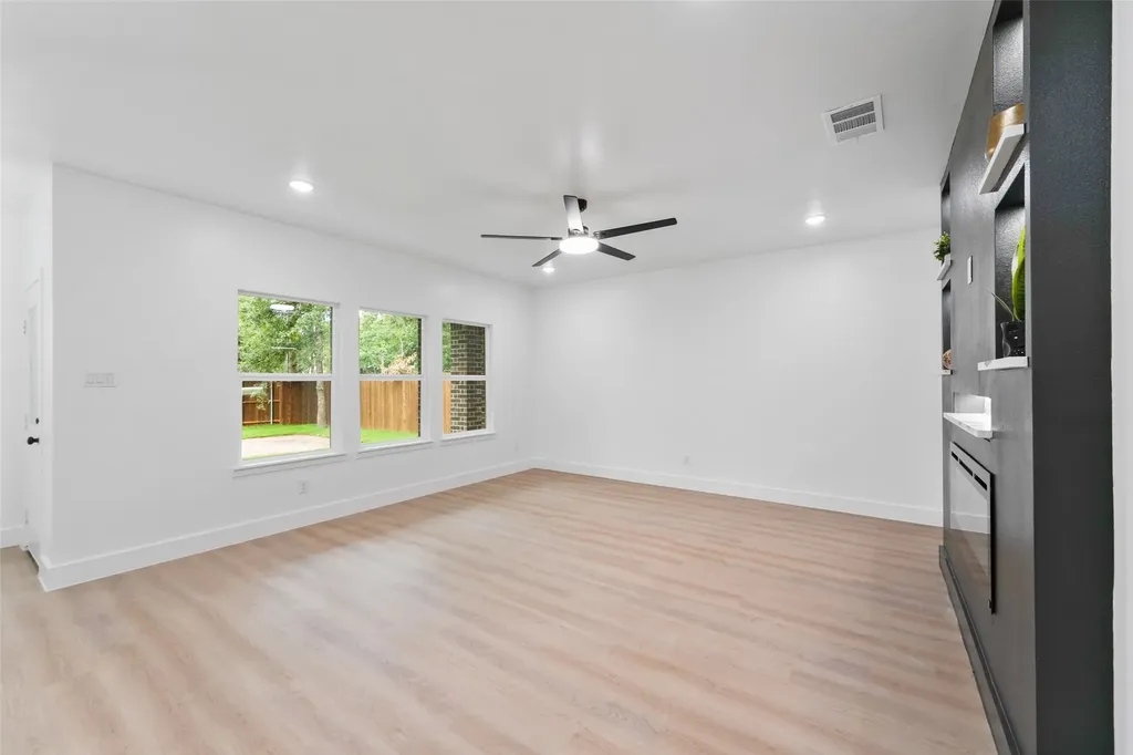 119 Parkside Drive Trinidad TX 75163
