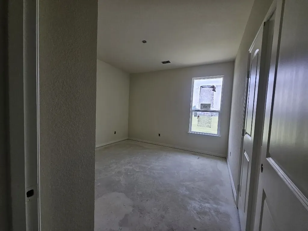 901 Silverleaf Drive Ennis TX 75119