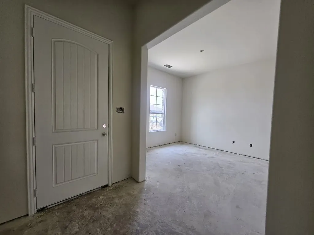 901 Silverleaf Drive Ennis TX 75119