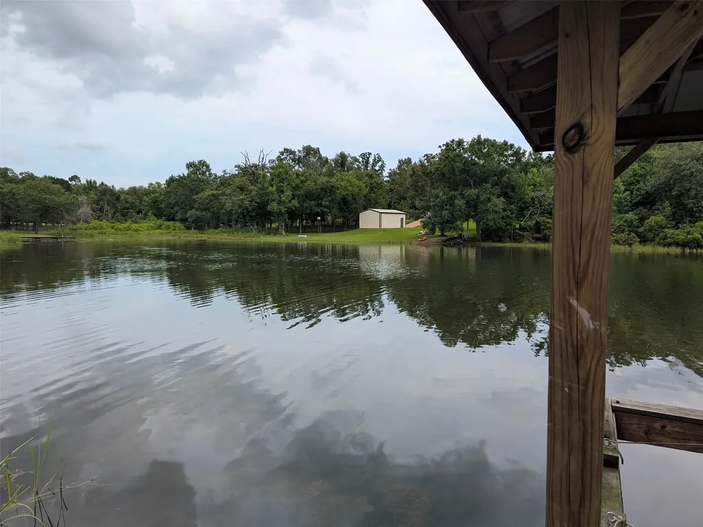00 Striper Cove Larue TX 75770