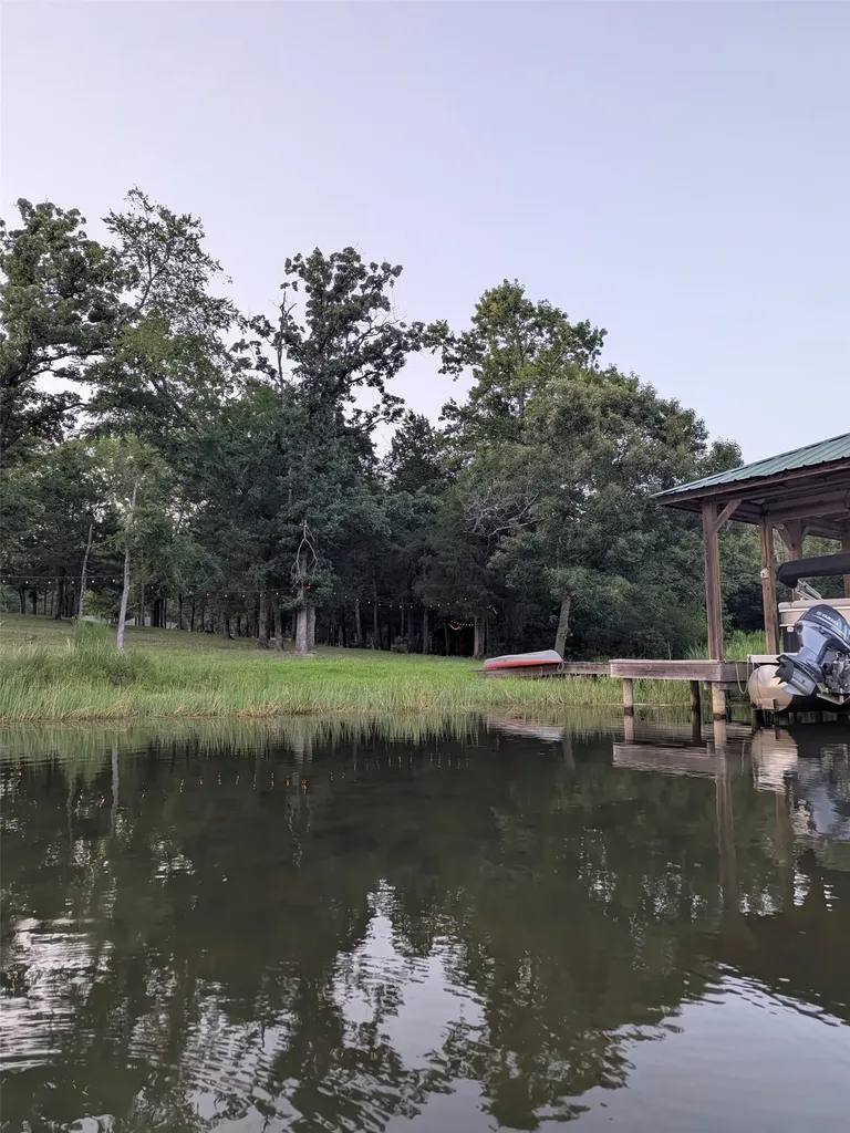 00 Striper Cove Larue TX 75770