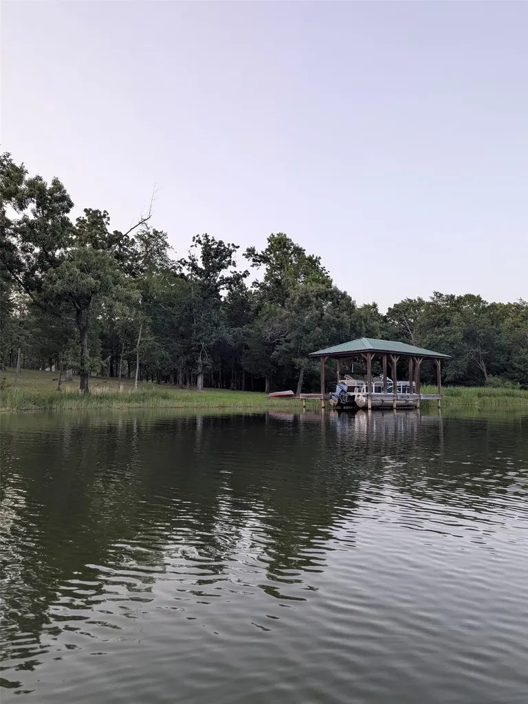 00 Striper Cove Larue TX 75770