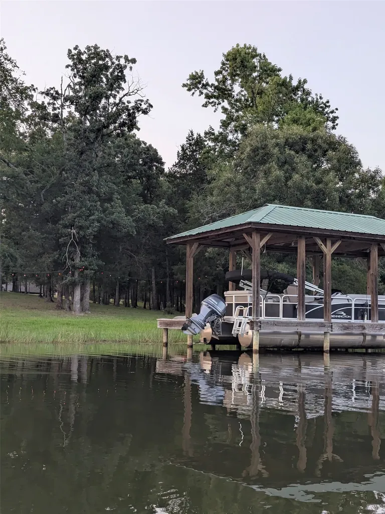 00 Striper Cove Larue TX 75770