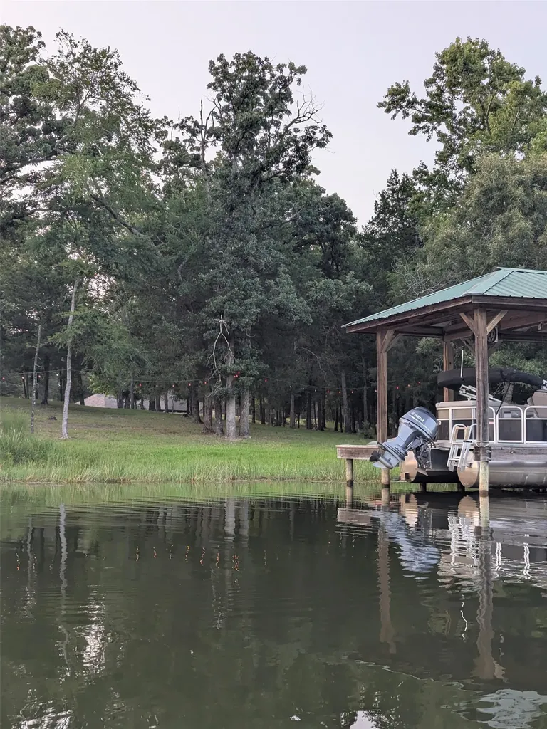 00 Striper Cove Larue TX 75770