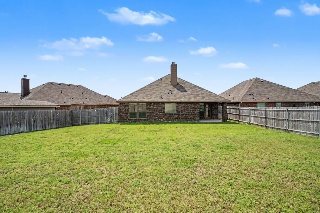 429 Tobin Drive Seagoville TX 75159