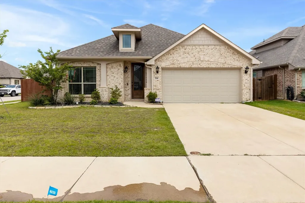 314 Brooklyn Lane Ponder TX 76259