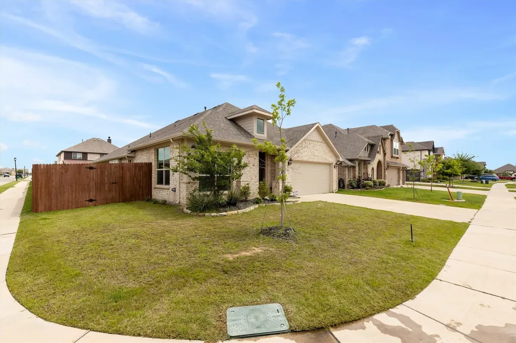 314 Brooklyn Lane Ponder TX 76259