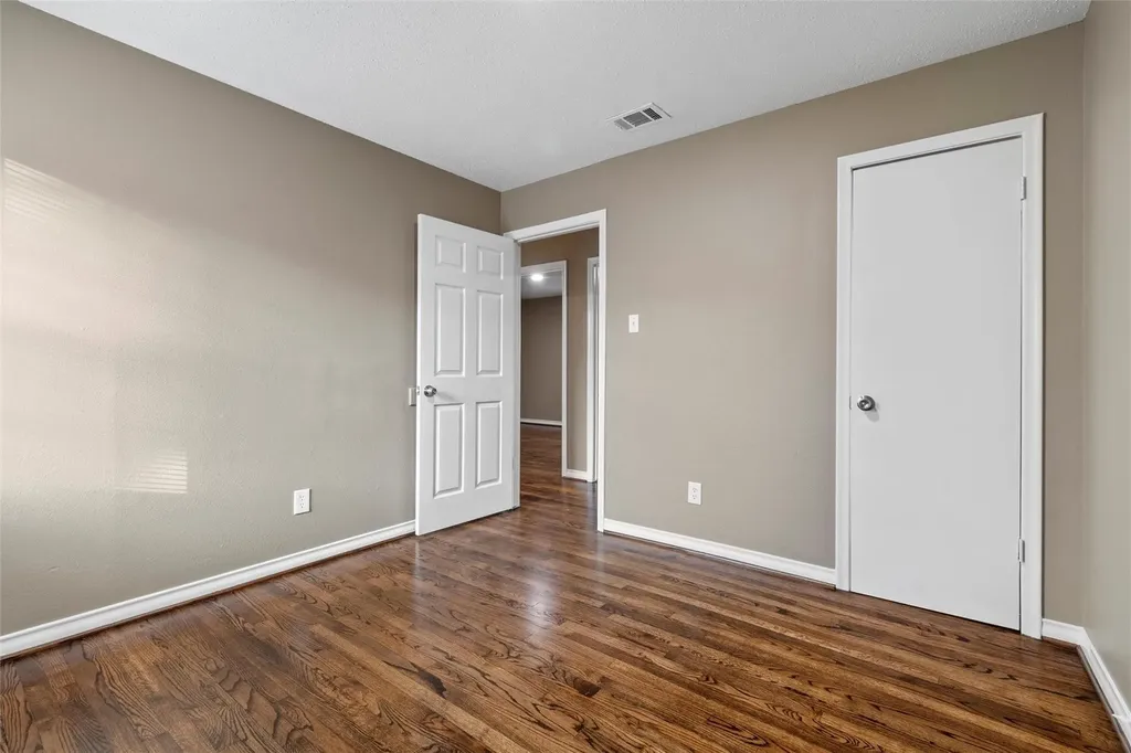 8714 Quinn Street Dallas TX 75217