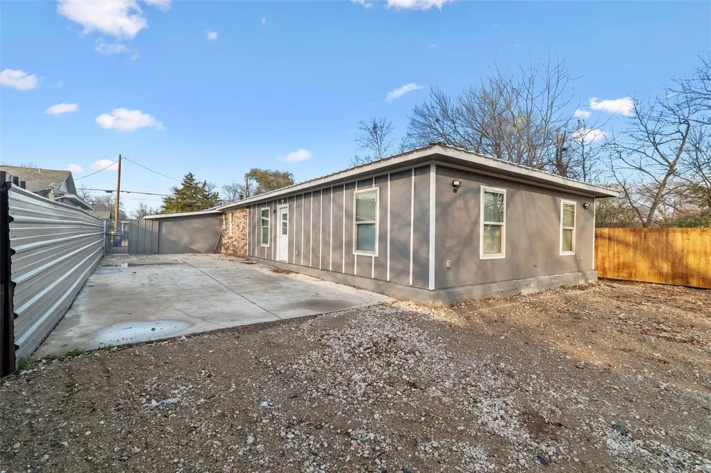 8714 Quinn Street Dallas TX 75217