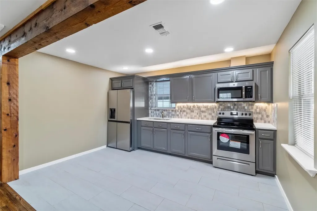 8714 Quinn Street Dallas TX 75217