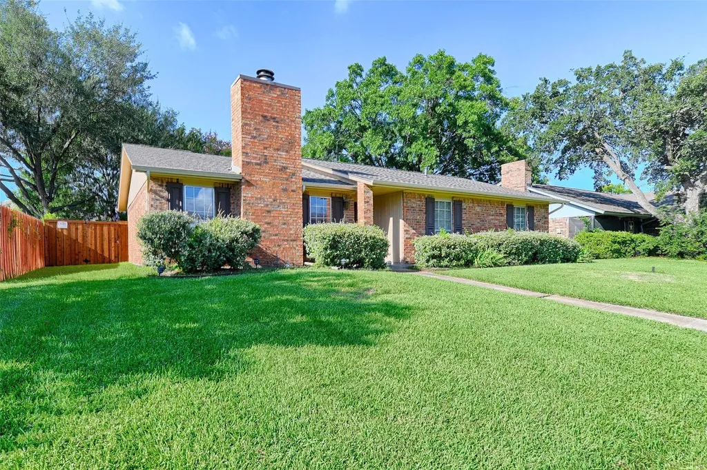 2006 E Collins Boulevard Richardson TX 75081