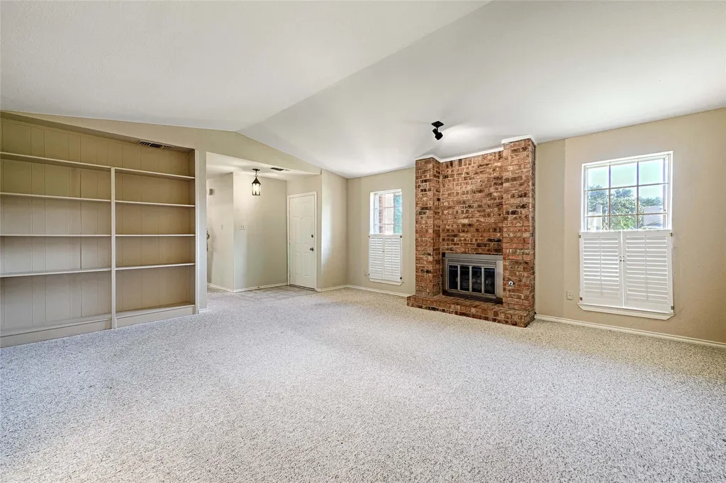 2006 E Collins Boulevard Richardson TX 75081