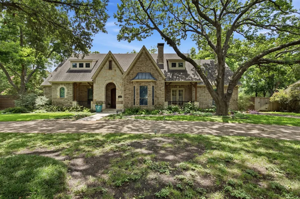 1439 Tranquilla Drive Dallas TX 75218