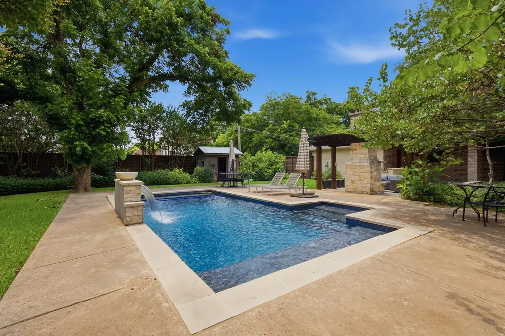 1439 Tranquilla Drive Dallas TX 75218
