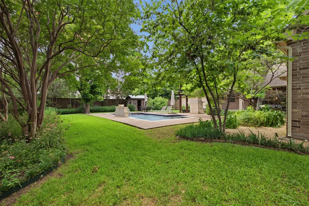 1439 Tranquilla Drive Dallas TX 75218
