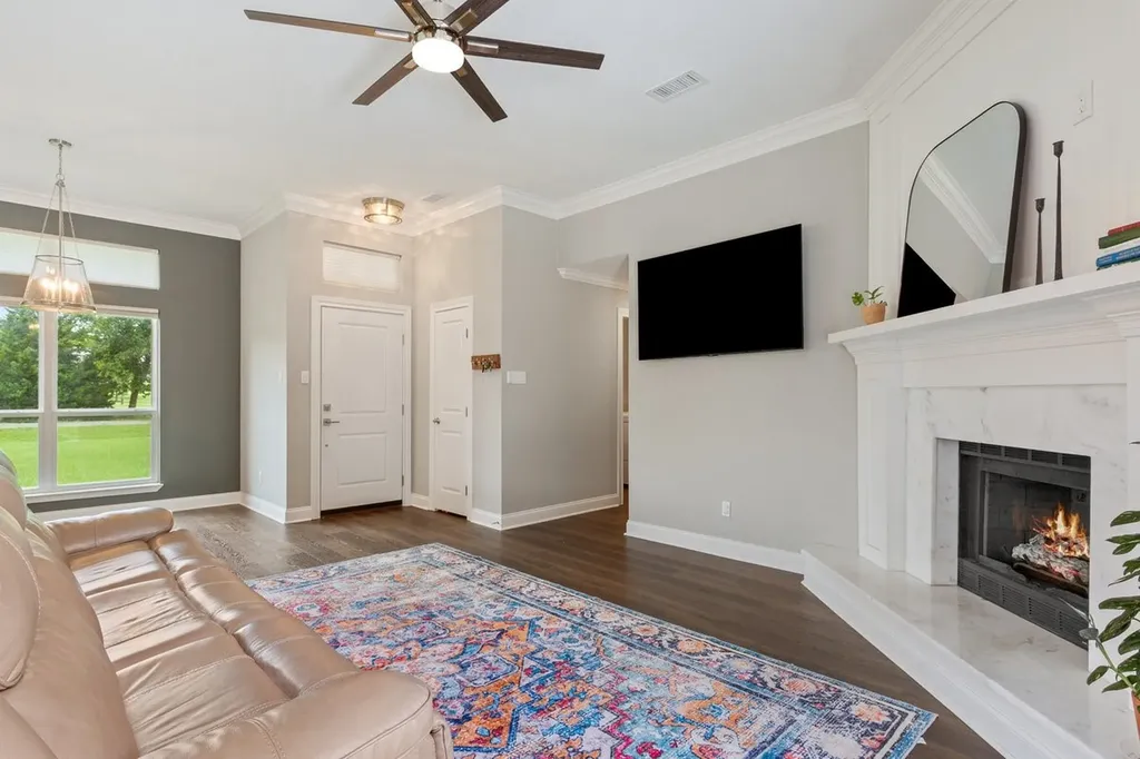 740 Castleman Creek Road Hewitt TX 76643