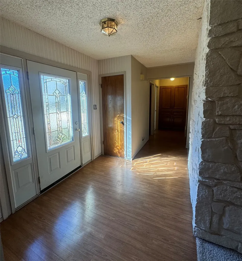 3904 Cimmaron Trail De Cordova TX 76049