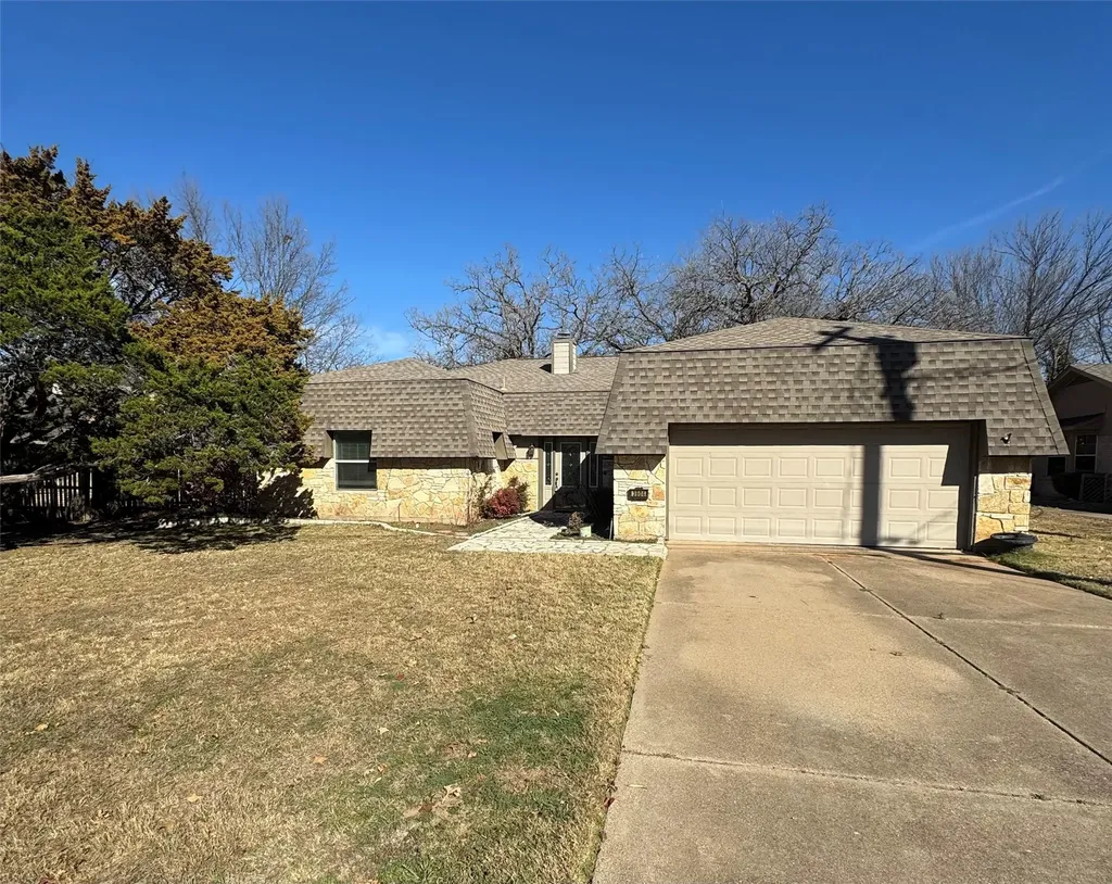 3904 Cimmaron Trail De Cordova TX 76049