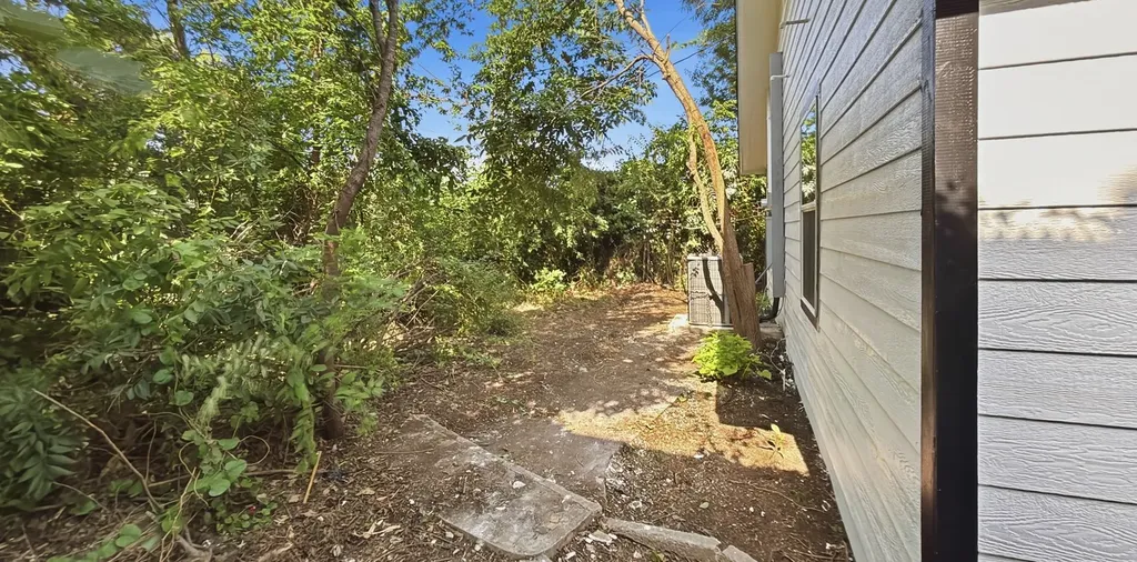 3208 Avenue J Fort Worth TX 76105
