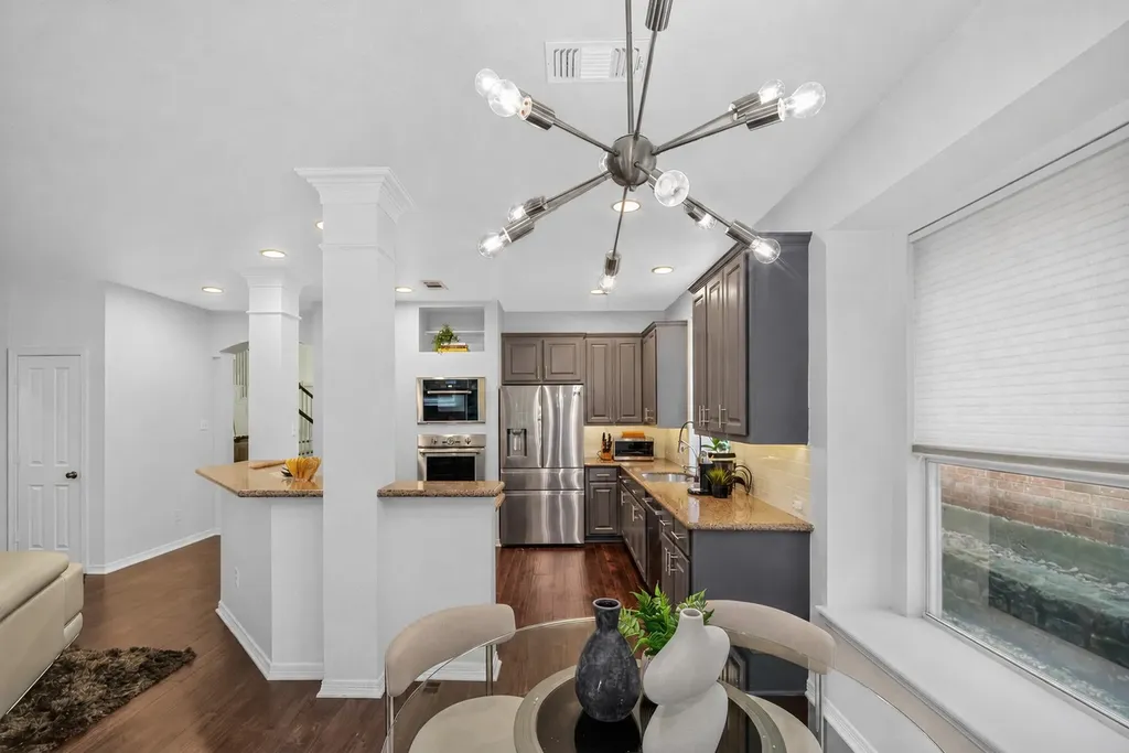 2242 Ash Grove Way Dallas TX 75228
