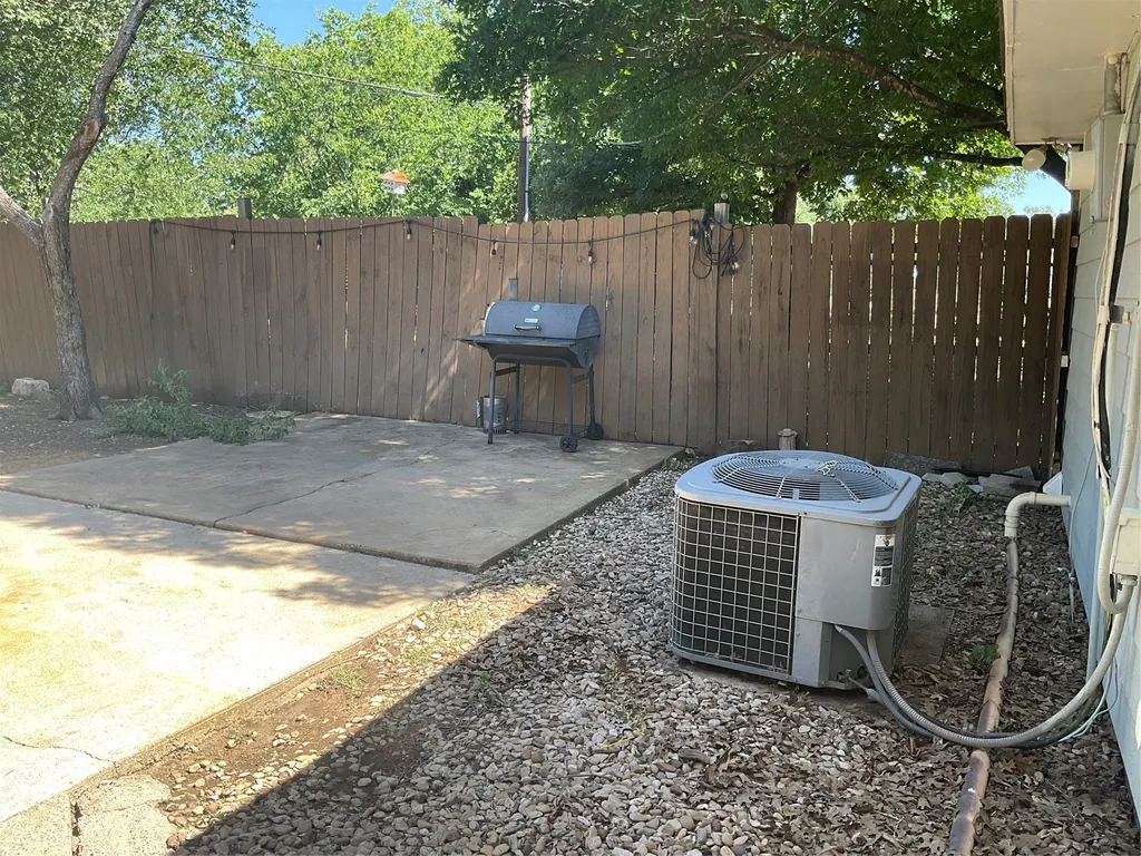 253 County Road 1743 Clifton TX 76634