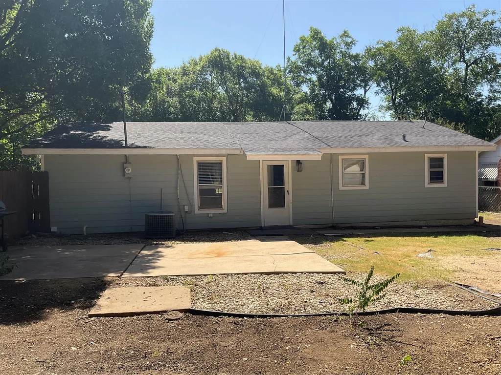 253 County Road 1743 Clifton TX 76634