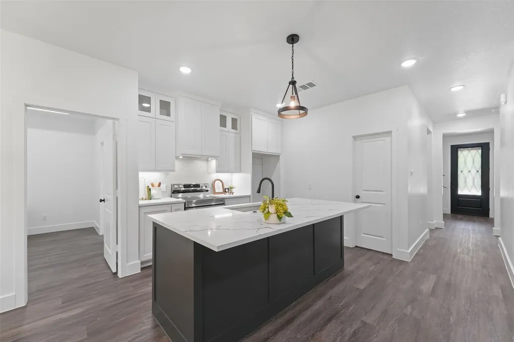122 E Beachwood Loop Trinidad TX 75163