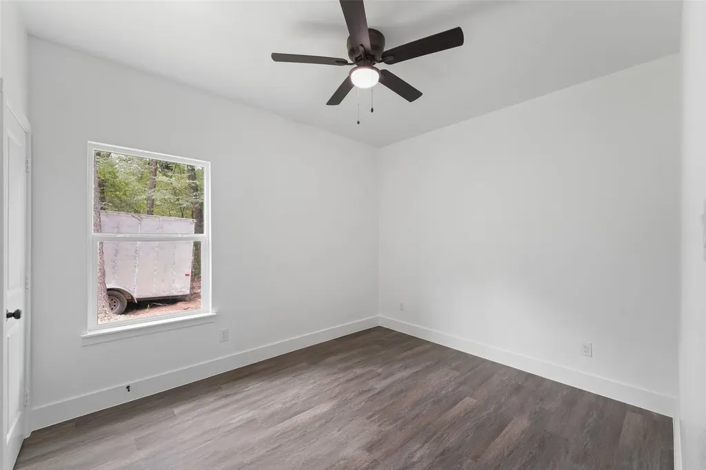 122 E Beachwood Loop Trinidad TX 75163