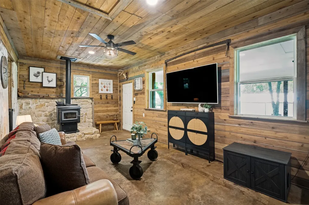 274 Yowell Hill Road Whitewright TX 75491