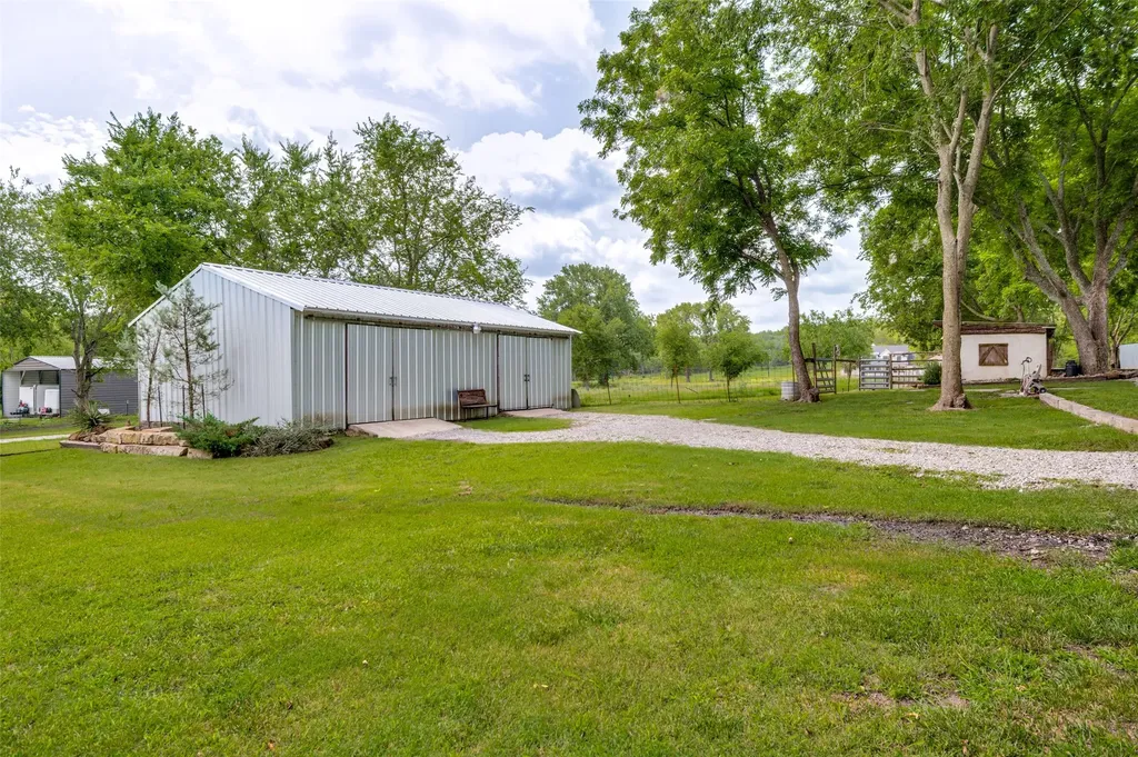 274 Yowell Hill Road Whitewright TX 75491