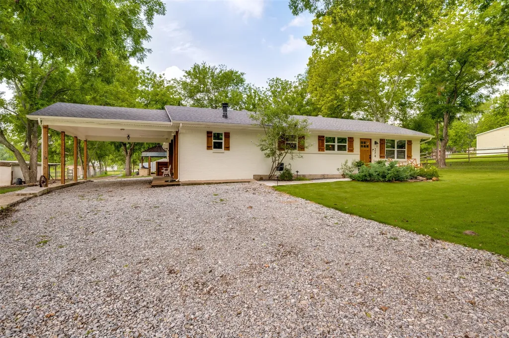 274 Yowell Hill Road Whitewright TX 75491