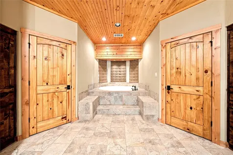 8726 Toler Pointe Larue TX 75770