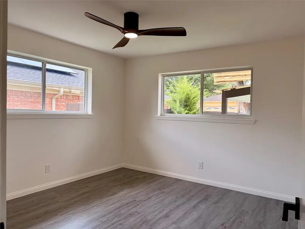 1430 Bardfield Avenue Garland TX 75041