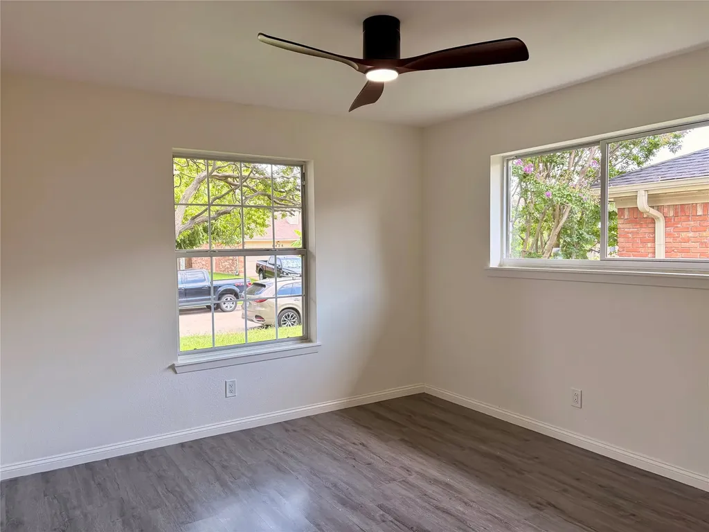 1430 Bardfield Avenue Garland TX 75041