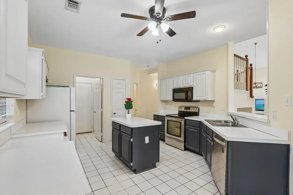 2308 London Drive Plano TX 75025