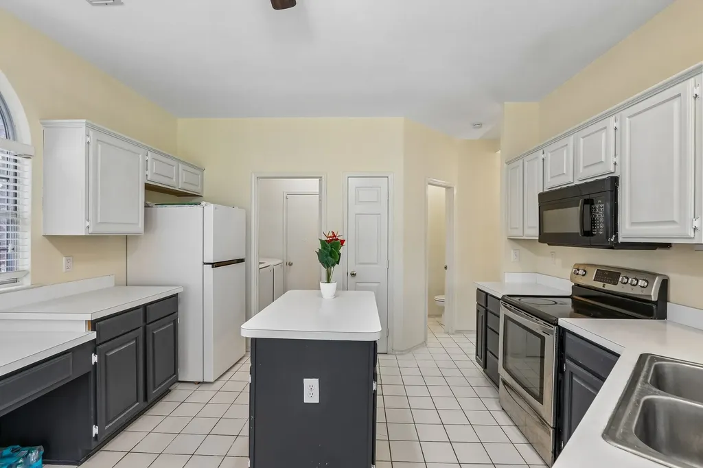 2308 London Drive Plano TX 75025