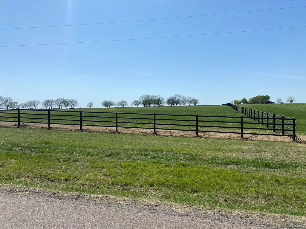 2300 Kacy Way Van Alstyne TX 75495