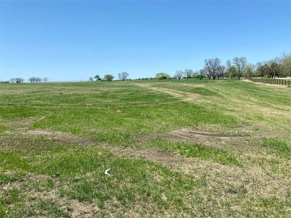 2300 Kacy Way Van Alstyne TX 75495