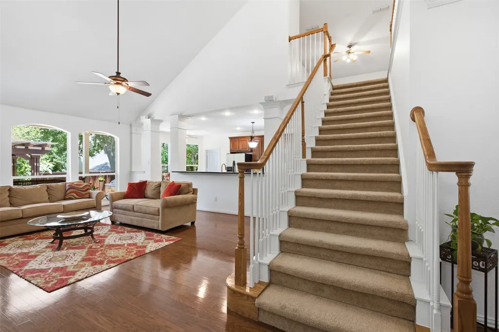952 Water Oak Drive Grapevine TX 76051