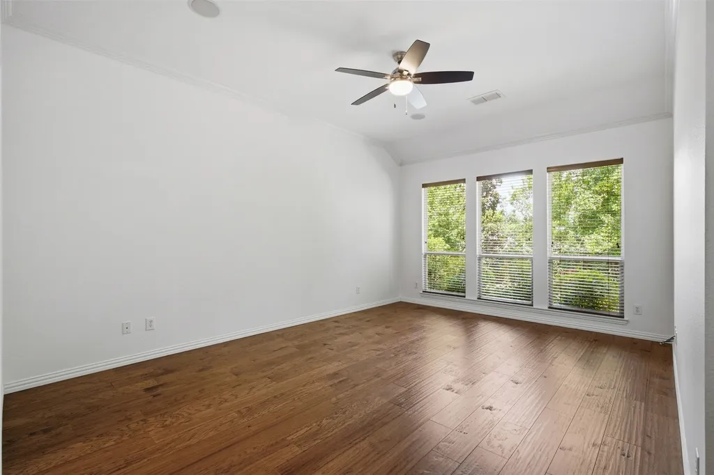 952 Water Oak Drive Grapevine TX 76051