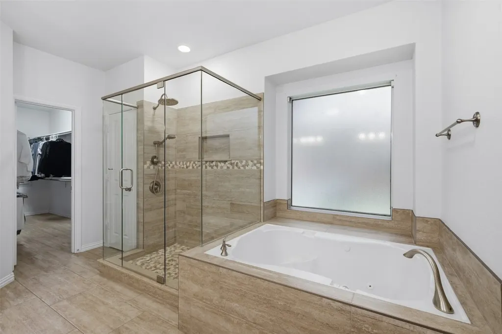 952 Water Oak Drive Grapevine TX 76051