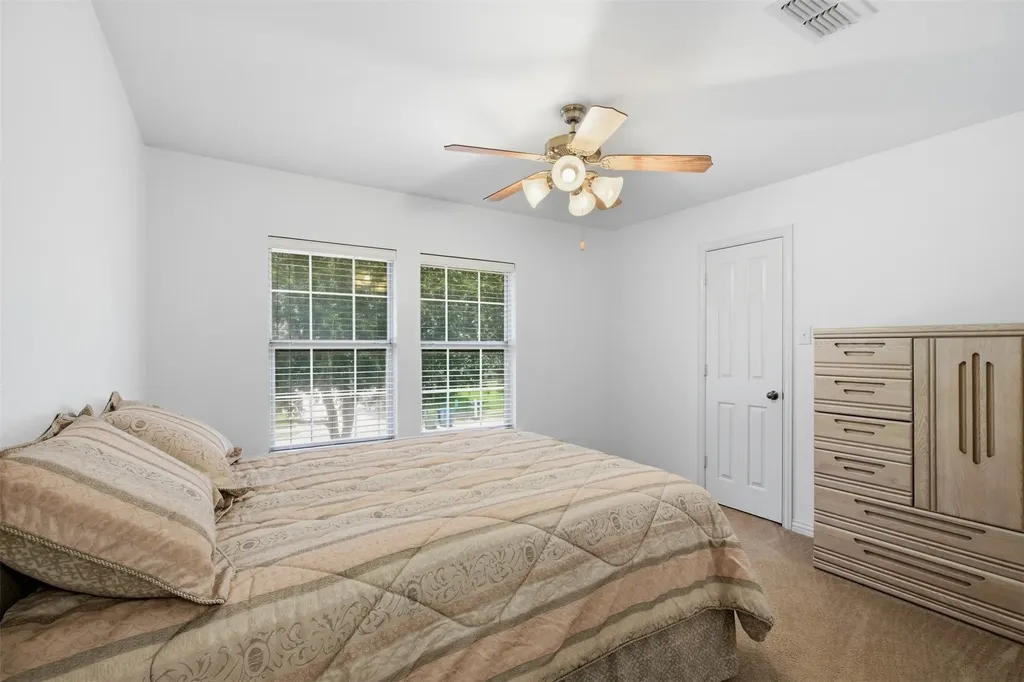 952 Water Oak Drive Grapevine TX 76051