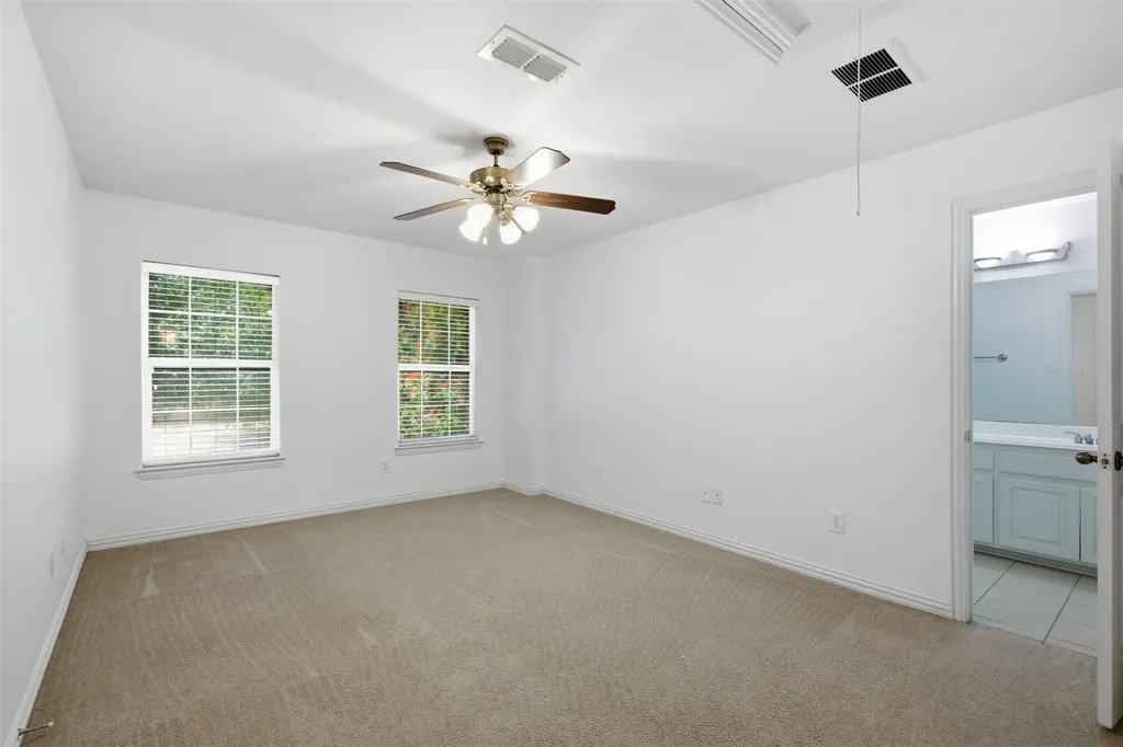 952 Water Oak Drive Grapevine TX 76051