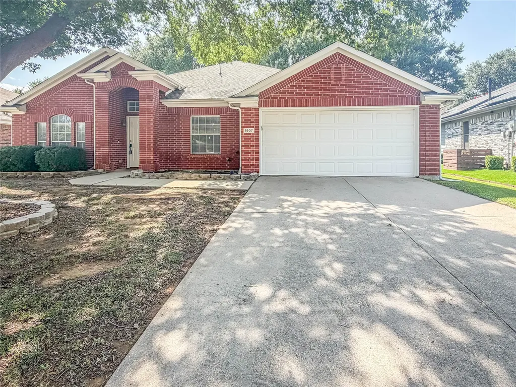 1507 Nightingale Lane Corinth TX 76210