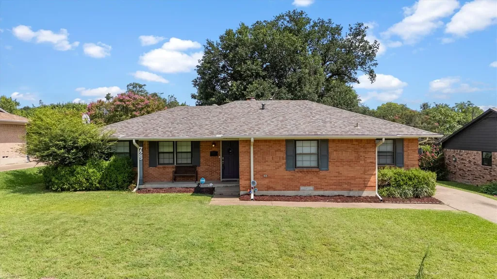725 Branch Drive Garland TX 75041