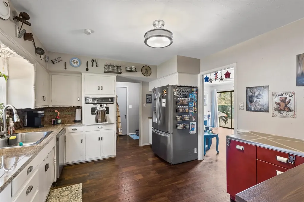 725 Branch Drive Garland TX 75041