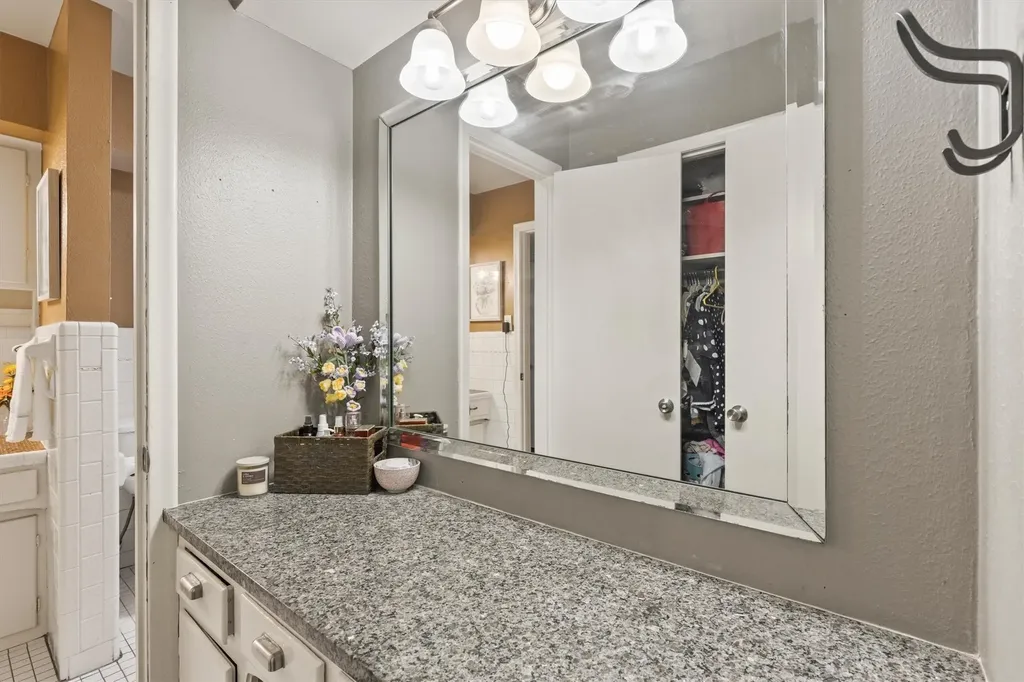 725 Branch Drive Garland TX 75041